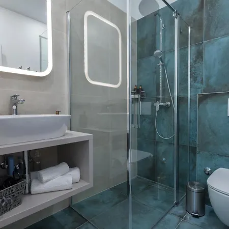 Green Park Luxury Rooms