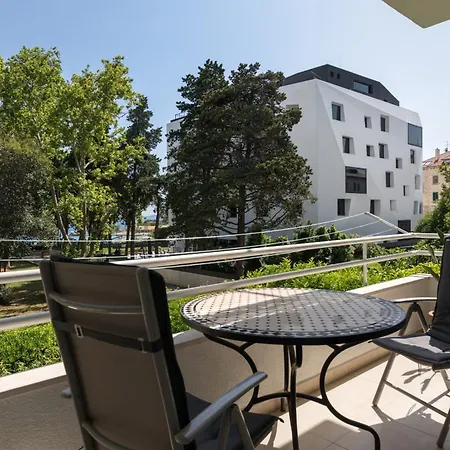 Park Luxury Penzion 4*